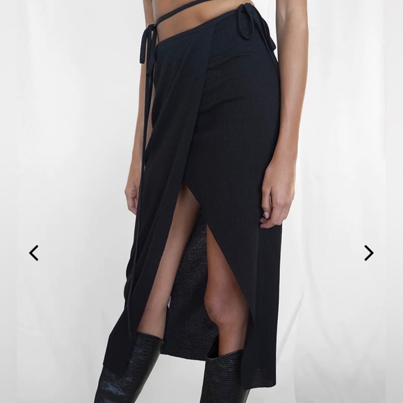 The Range Mass Rib Tie Skirt - Picture 3 of 5